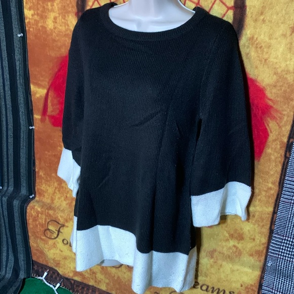 H&M-women’s black w/white trim acrylic blend 3/4 sleeve crewneck sweater - Picture 2 of 9